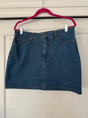 Gloria Vanderbilt Petite Classic Dark Blue Denim Skirt - Women's Casual